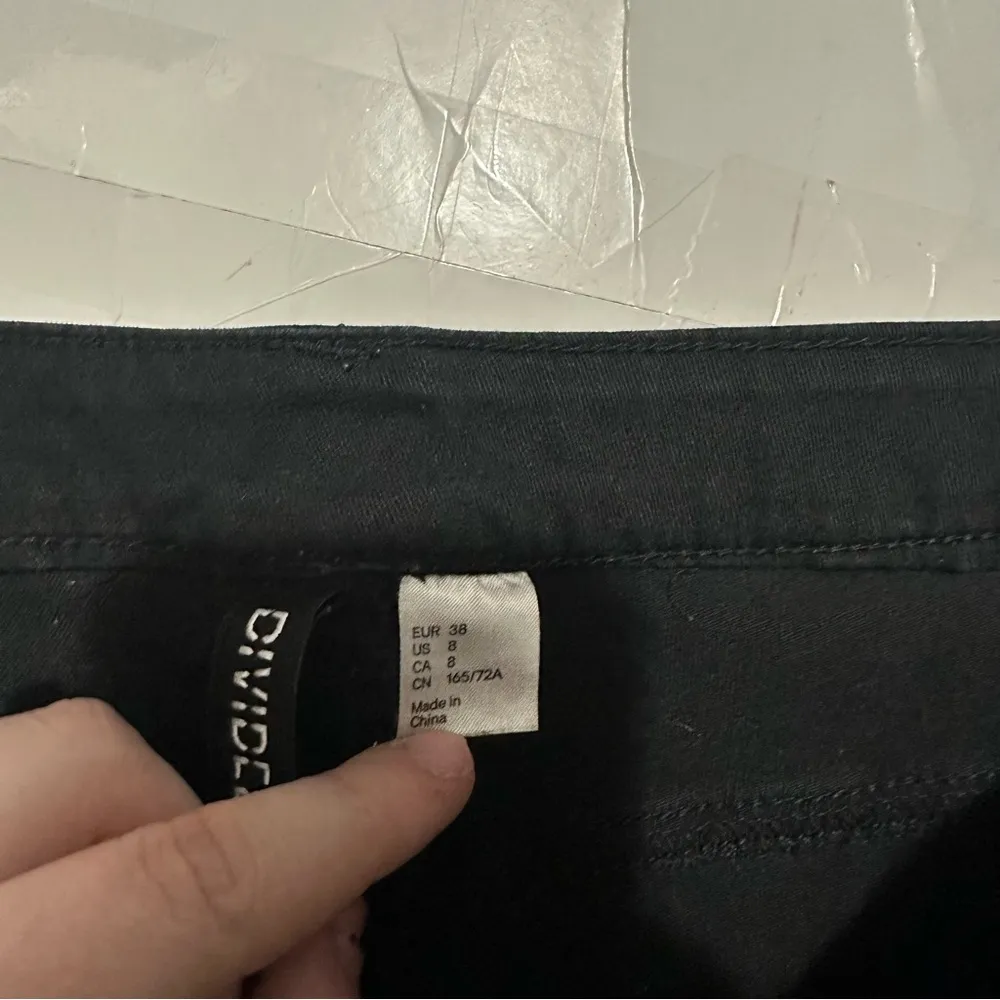 H&M Divided Black Skinny Jeans Women’s 8 Casual Fall Plain - Image 6