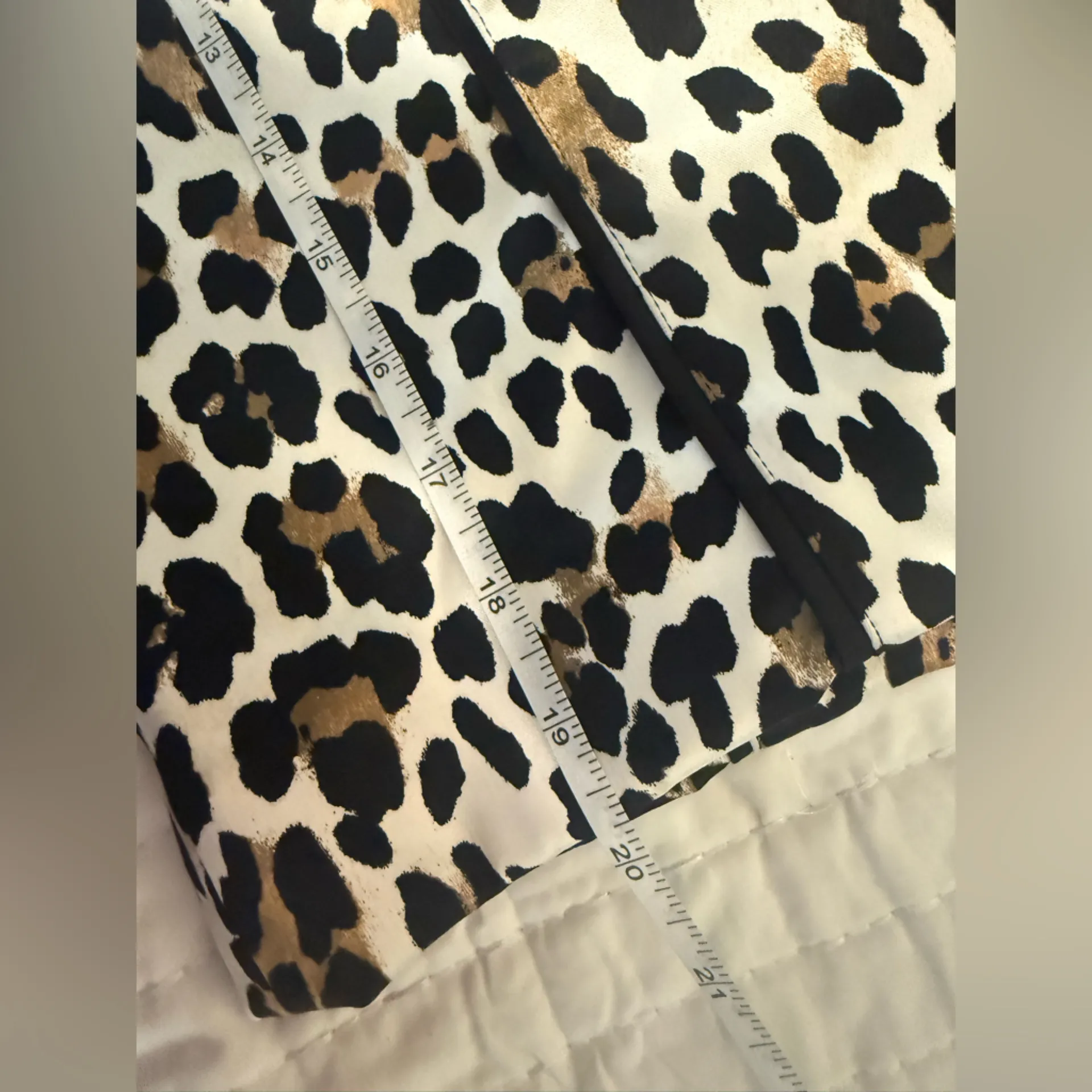 White House Black Market Leopard Print Skirt Women’s Size 2 - Image 5
