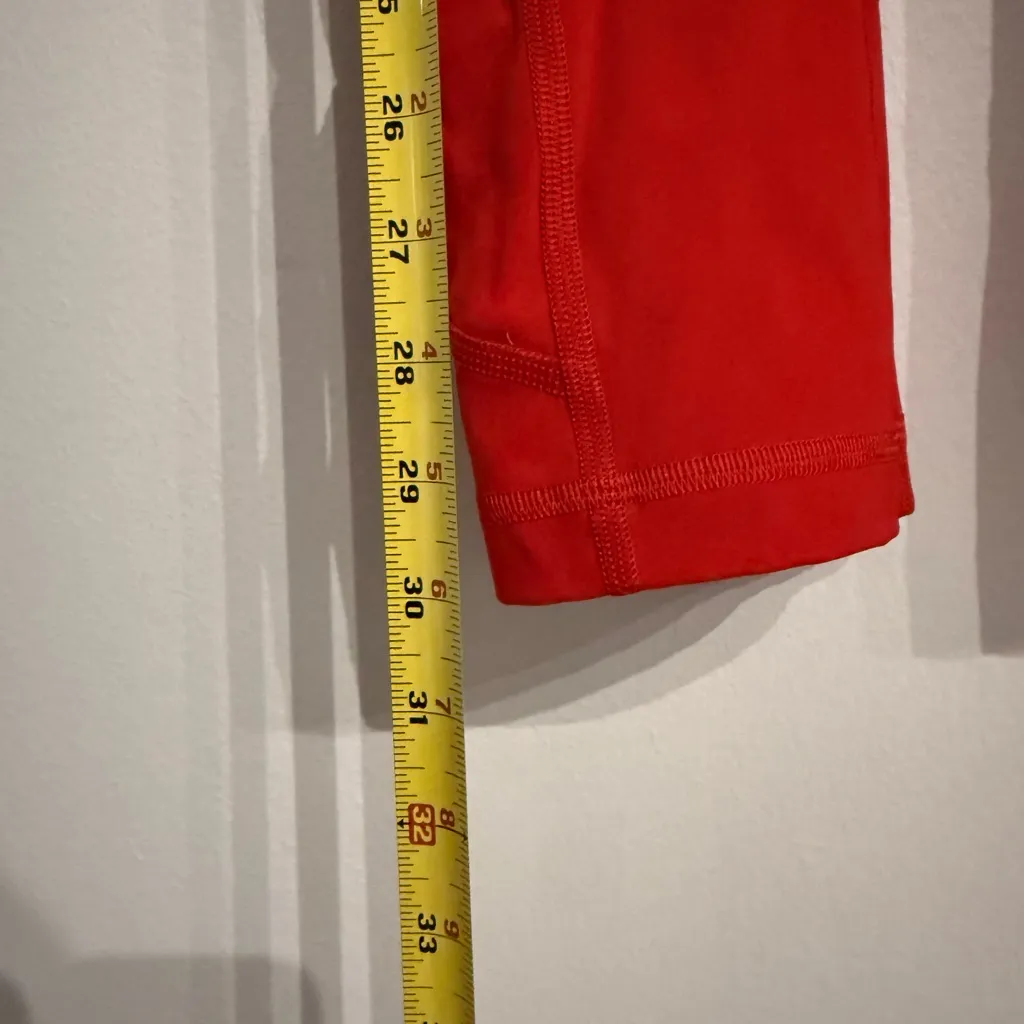 Lululemon Fast & Free Leggings – Red, Size 6 - Image 2
