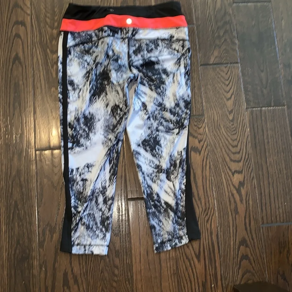 ACTIVE LIFE L multi color print athletic leggings size small - Image 7