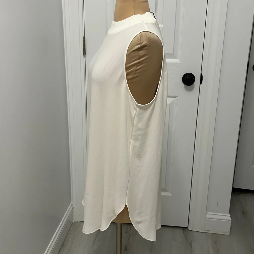 Loft Cream Sleeveless Chiffon Blouse - Image 3