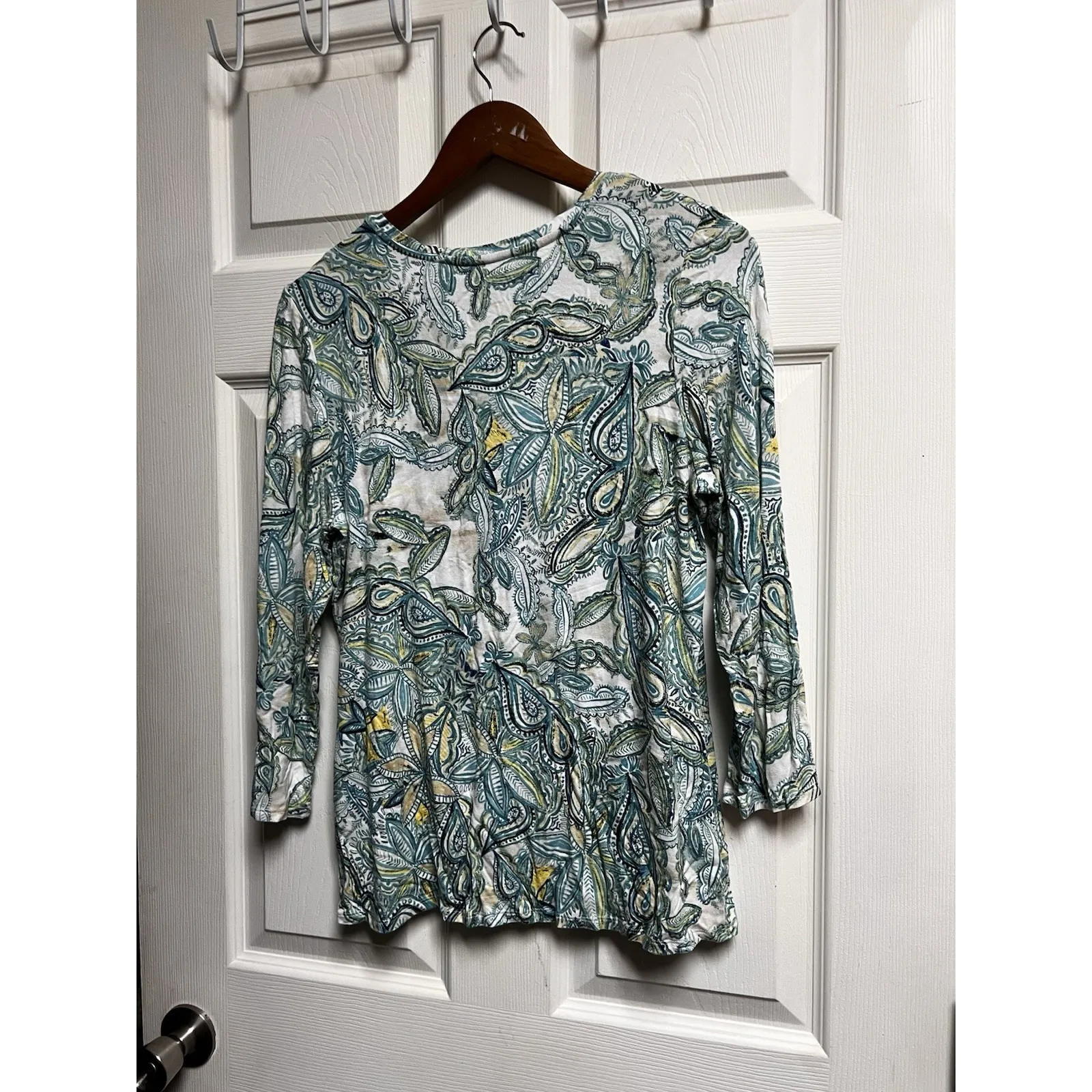 033-005‎ Investments Size M Top Tee Shirt Long Sleeve Stretch Paisley Petites - Image 2