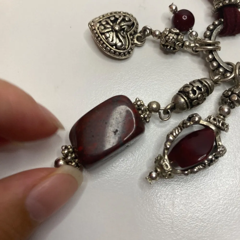 Fashion red Crystal Stones with Maroon Soft Leather Cord wine color Necklace - Image 4