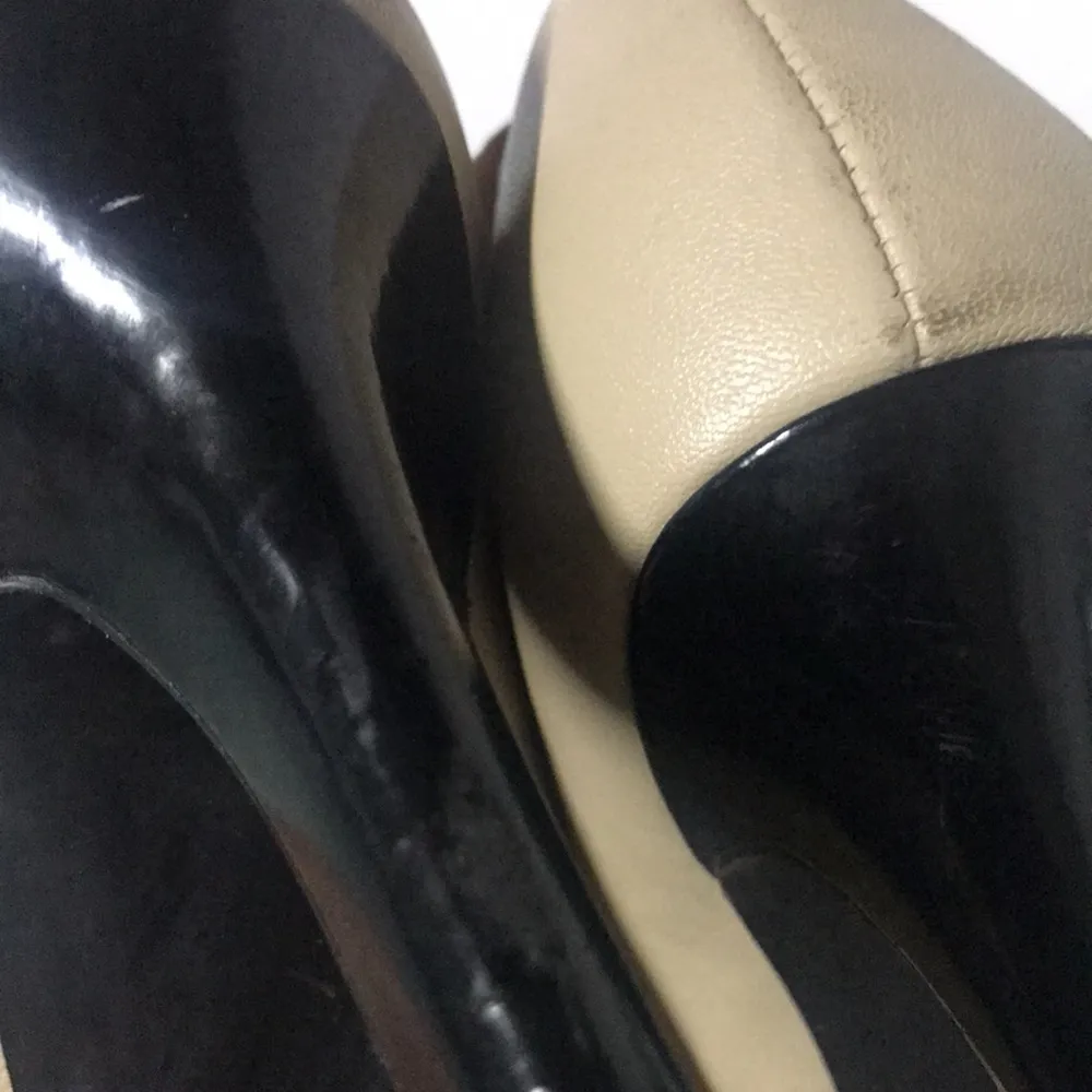 TAHARI Laura Color Block Block Heel 8.5 - Image 7