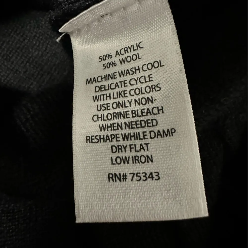 Adrienne Vittadini Black Pleated Wool Blend Knit Skirt with Gold Pin Womens S - Image 9