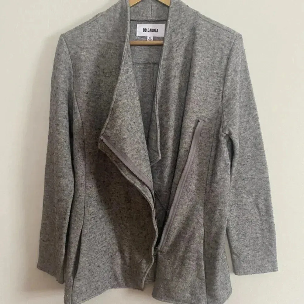 BB Dakota Gray Knit Jacket - Image 10