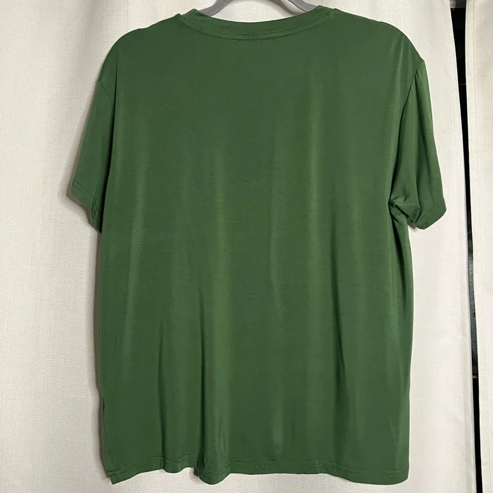 Kittenish Olive Green and White Graphic TShirt Small - Image 2