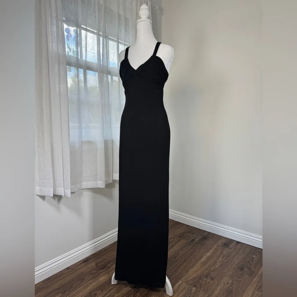 Vintage ‘00s Laundry by Shelli Segal Black Beaded Sleeveless Floor Length Gown - Image 4