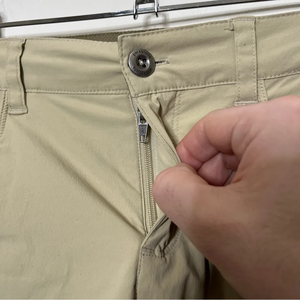 Patagonia Quandary Hiking Shorts Women’s 4 Beige Outdoor Zip Pocket Trail Nylon - Image 8