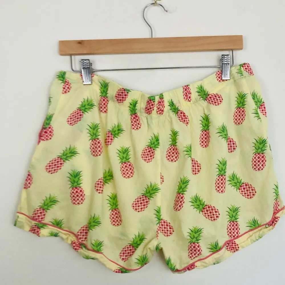 Crafted by Mahogany yellow pineapple print pajama set short sleeve top & shorts. Pink Size M - Image 2