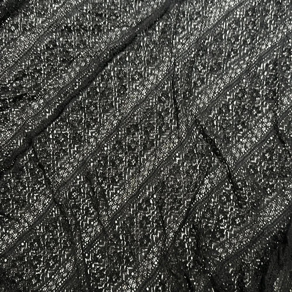 LulaRoe Lace Coverup Size Medium - Image 4