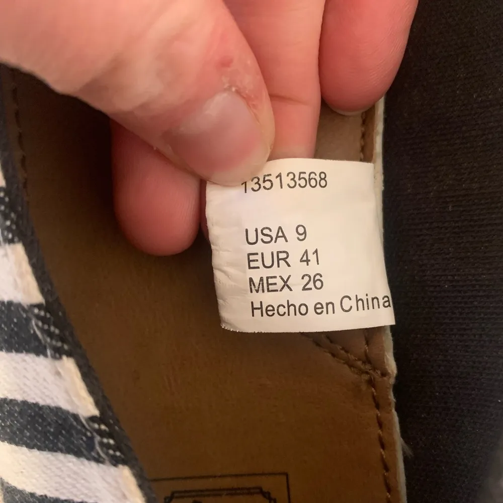 Levi Strauss and Co | black and white stripe espadrilles size 9 - Image 6