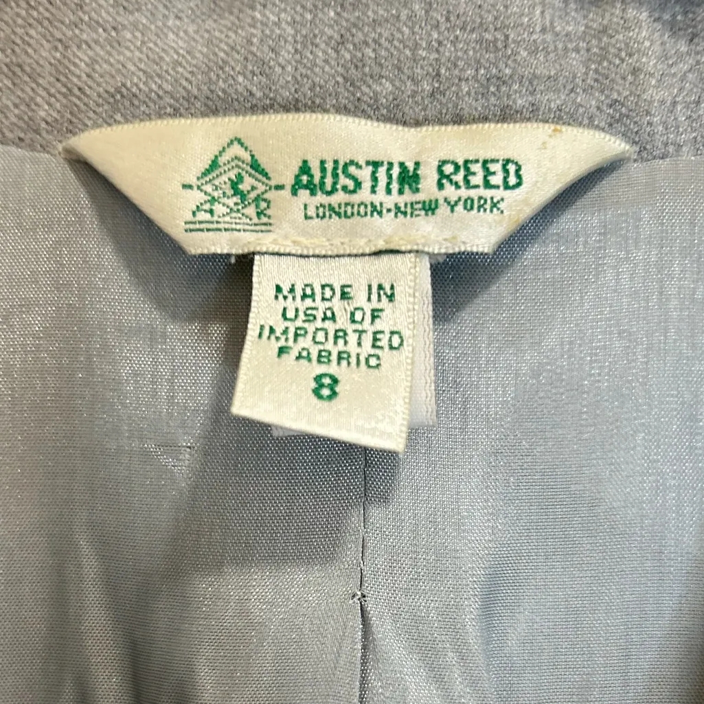Austin Reed Classic Gray Women's Blazer vintage. USA long sleeve Size 8 - Image 3