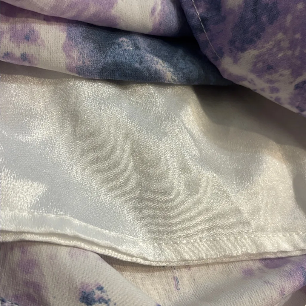 Nasty gal skirt in size 2 - Image 7