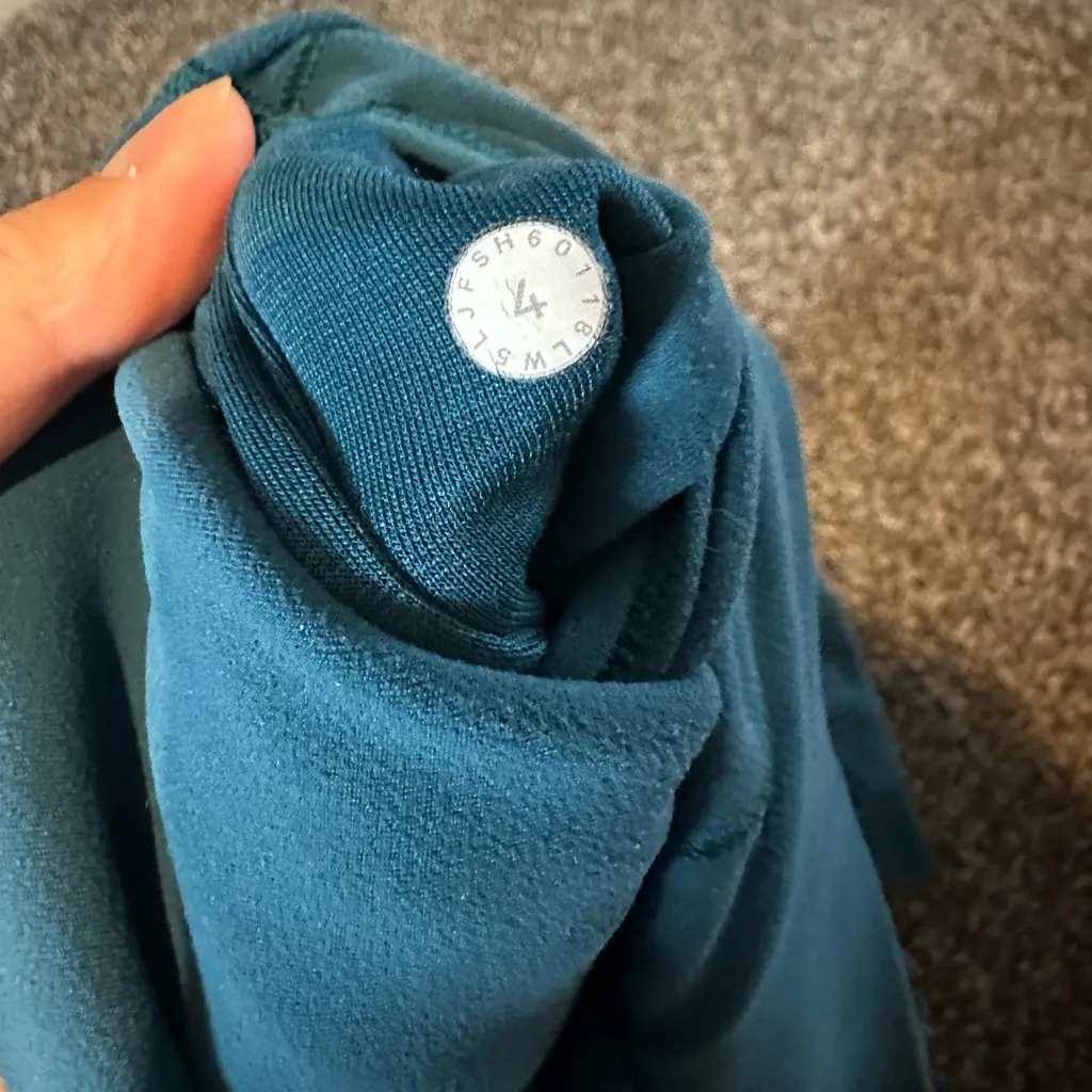 Lululemon align pant 7/8 length dark teal green - Image 5