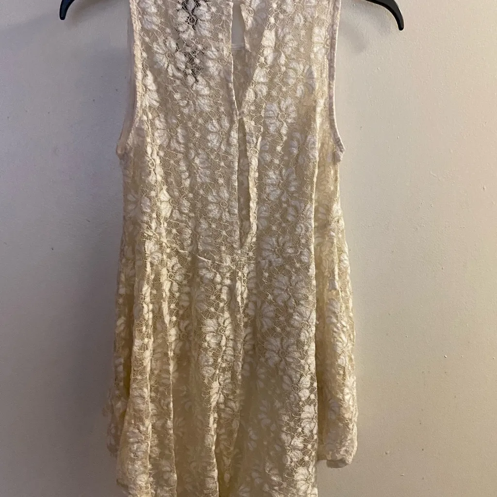 Moon Collection Womens Ivory Beige Lace Floral Boho Tank Top M Medium 34” Sheer - Image 5