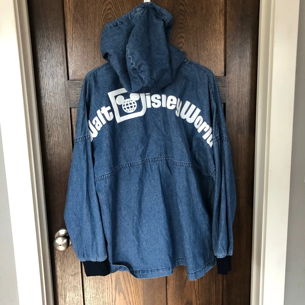 DISNEY WDW Resort SPIRIT JERSEY Denim Hoodie Hooded Pullover Jacket Size Medium - Image 4