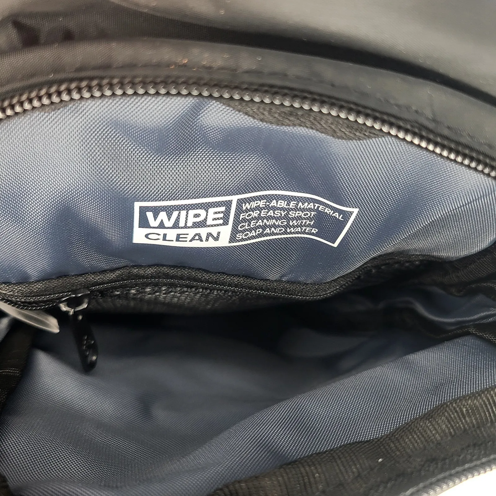 adidas Unisex Essentials 2 Small Crossbody‎ 5L Sports Sling Bag Black - Image 5