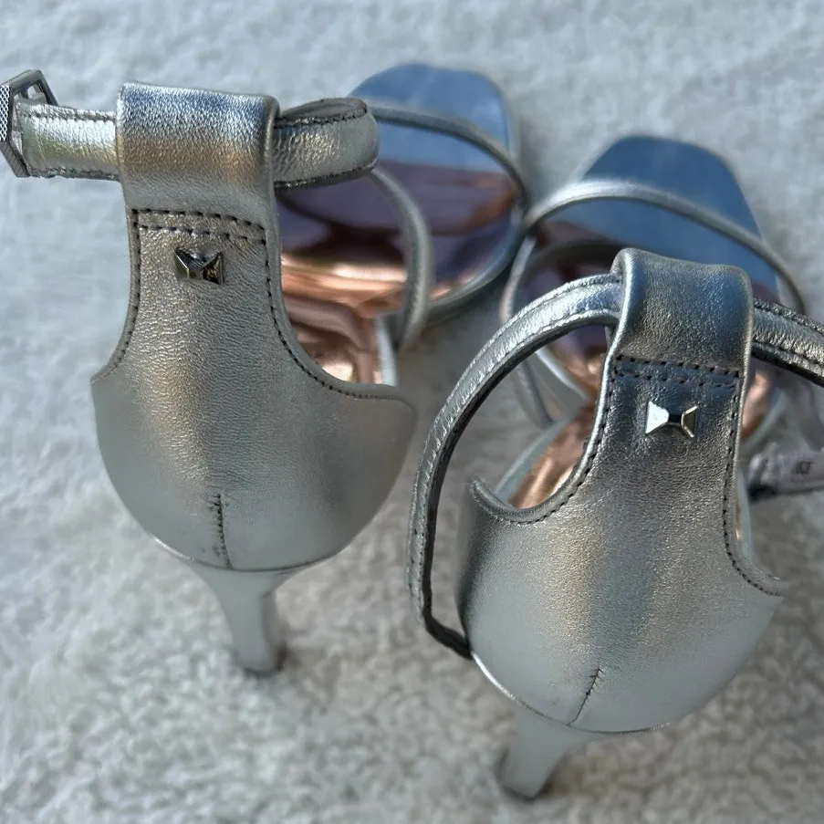 NWB Ted Baker London Metallic Triple Strap Sandals Size 8 - Image 5
