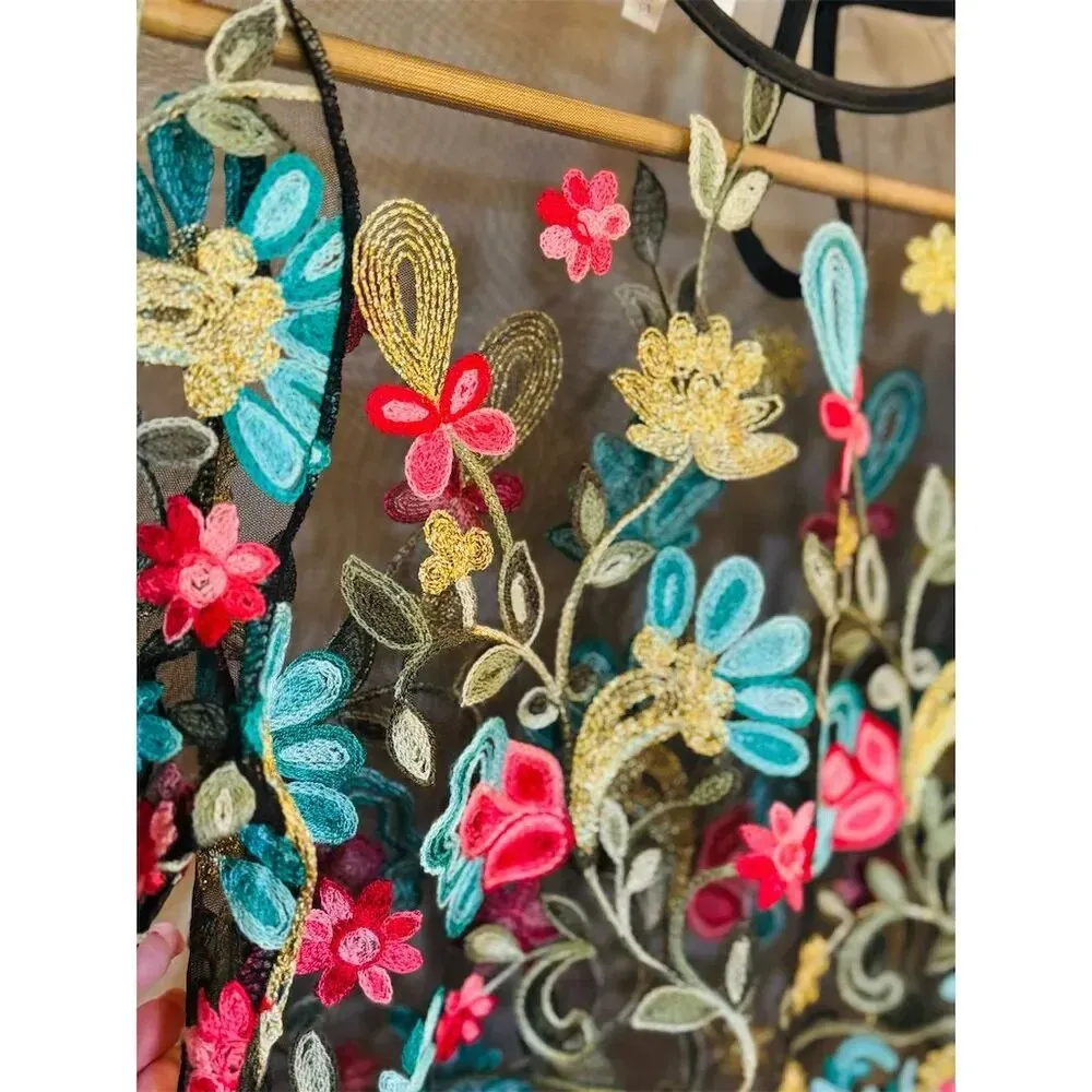 Rebellion Women's Black Floral Lace Crop Top Size Small Embroidered Blouse - Image 2