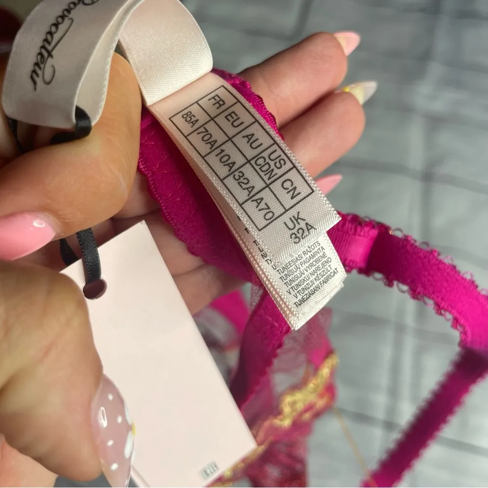 Agent Provocateur Zuri Plunge Underwire Bra Pink Size undefined - Image 7