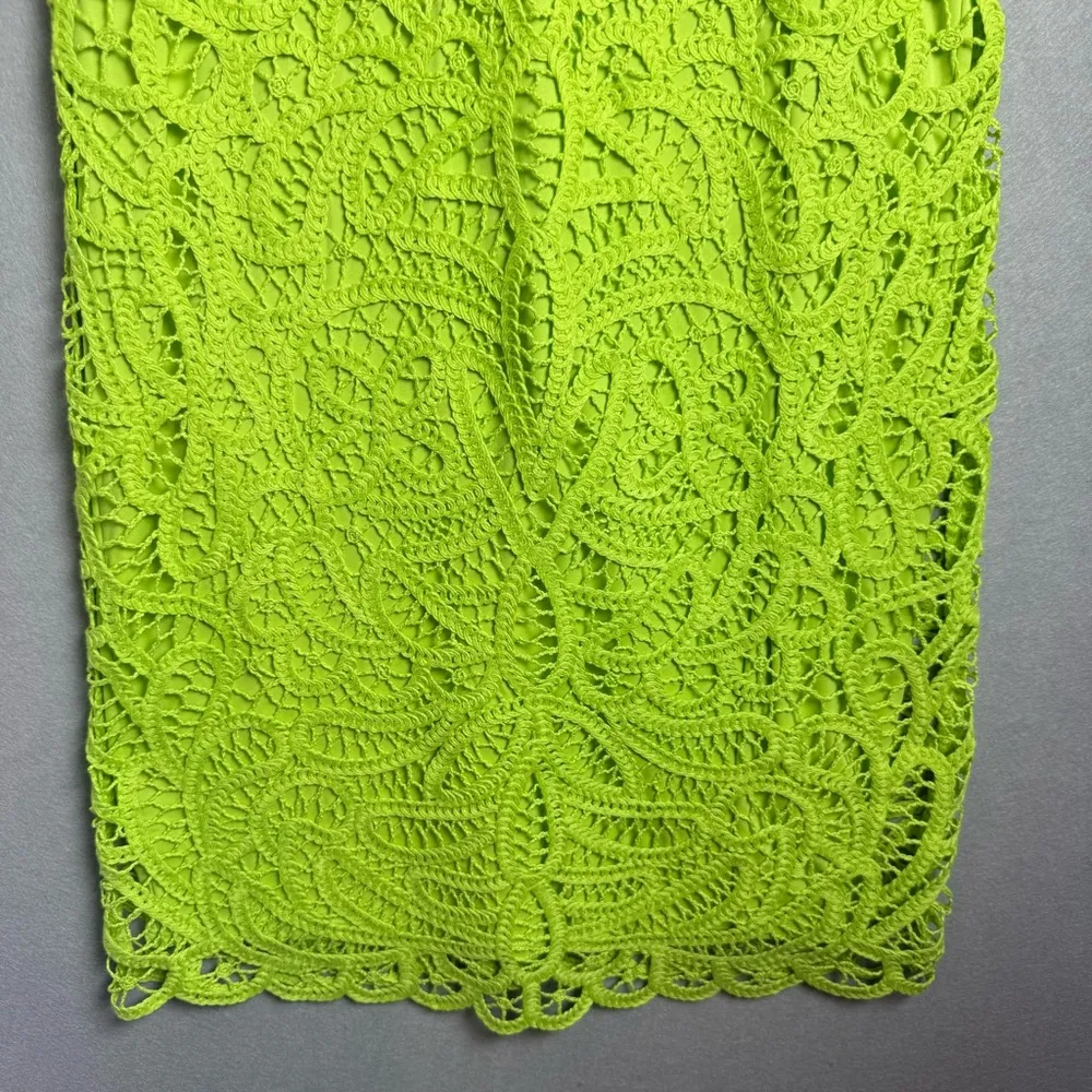 Lilly Pulitzer Women’s Seista Matcha Green Knit Battenburg Lace Shift Dress sz 8 - Image 4