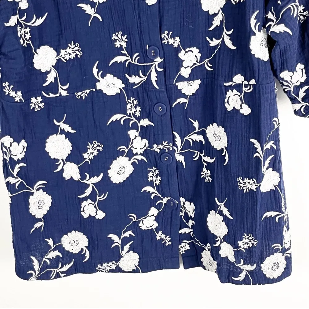SOFT SURROUNDINGS Navy Floral Embroidered Back Buttons 3/4 Sleeves Tunic Large - Image 9
