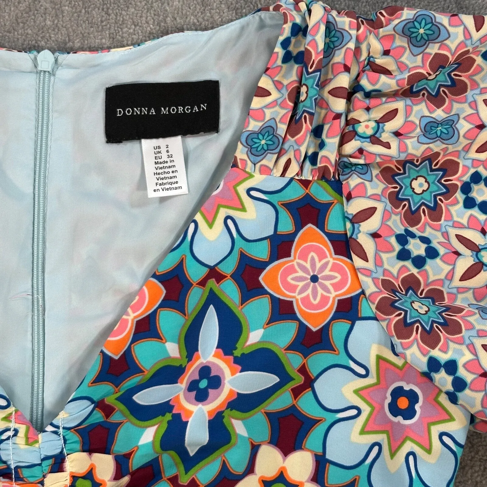 Donna Morgan Floral Midi Puff Sleeve Dress Women's 2 Sky Blue V-Neck - Image 4