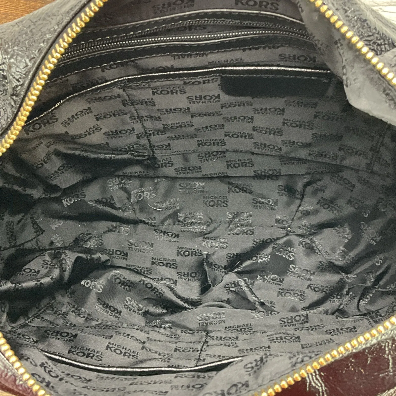 Michael Kors Fulton Large Black Patent Leather Hobo Shoulder Bag Gold Hardware - Image 9