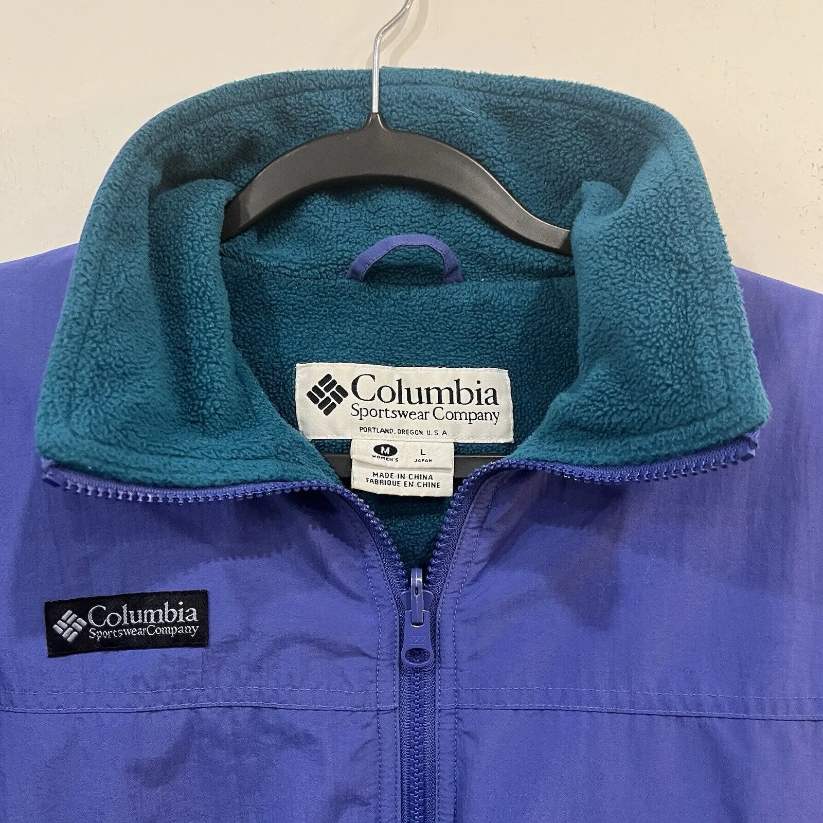 Vintage Columbia Women's Fleece Lined Jacket Size Medium Blue/Teal - Image 6