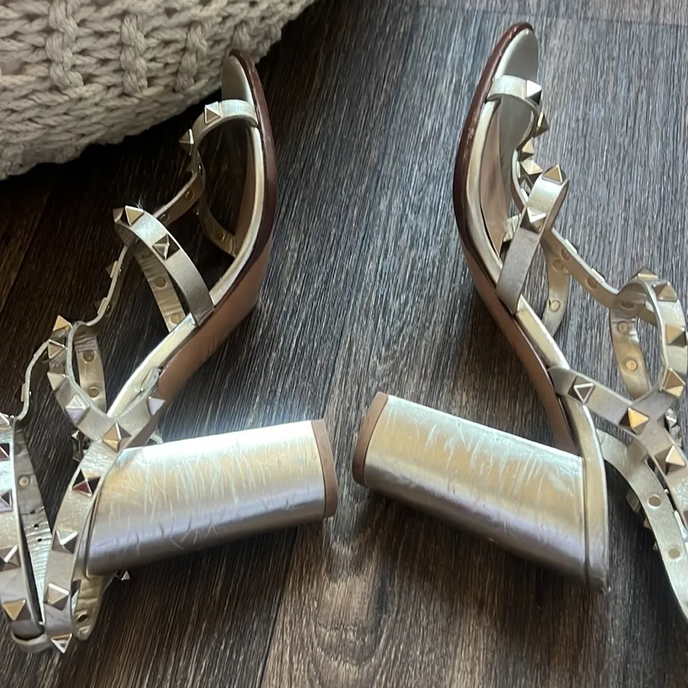 Valentino ROCKSTUD ANKLE STRAP SANDAL Size 7 - Image 6