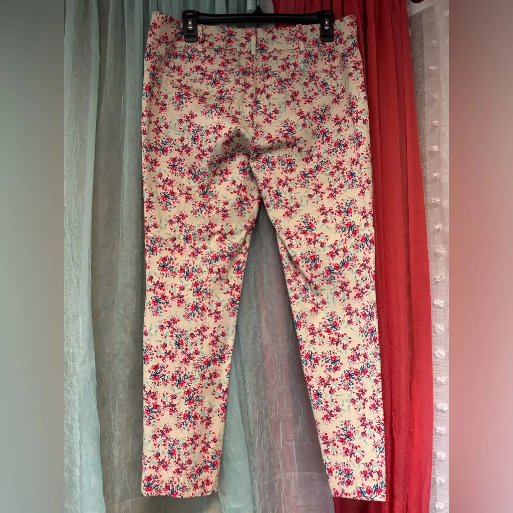 NY&C Floral Print Pants NWT Red Size 10 - Image 3