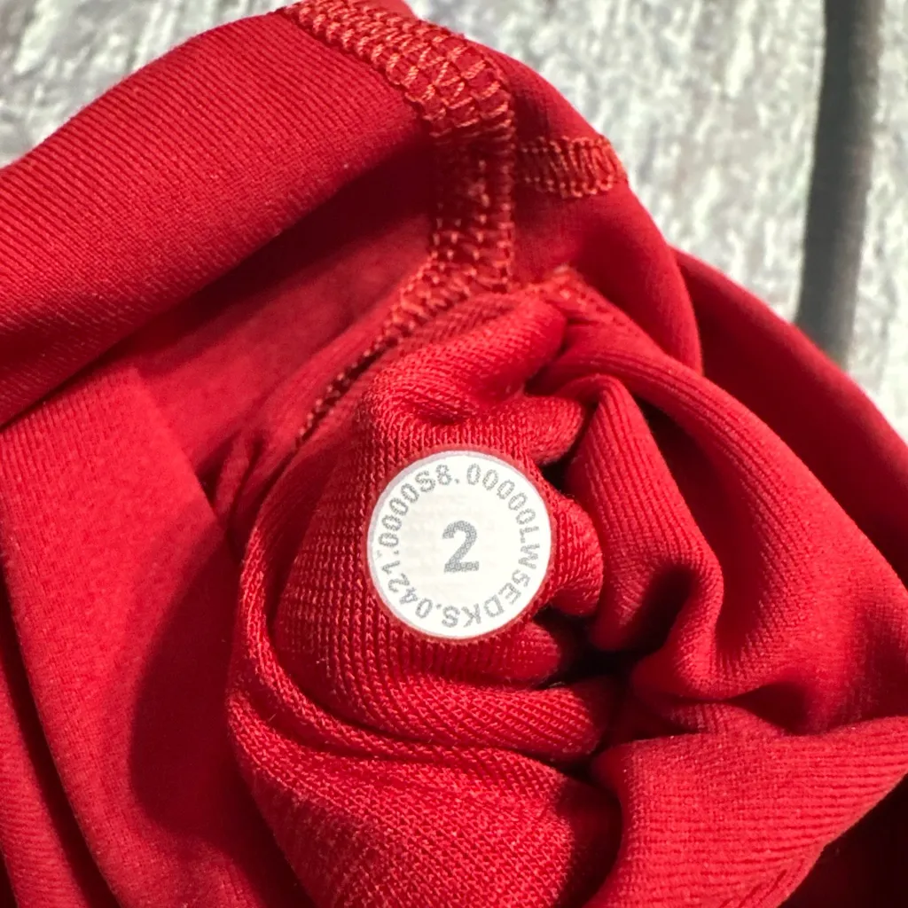 Lululemon Lunar New Year Red Leggings Size 2 - Image 5