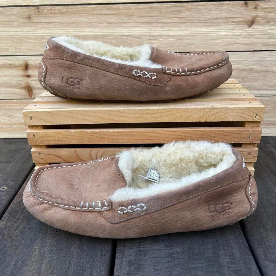 Tan UGG Ansley Slippers Seude Fuzzy Slip On Shoes Moccasins - Image 2
