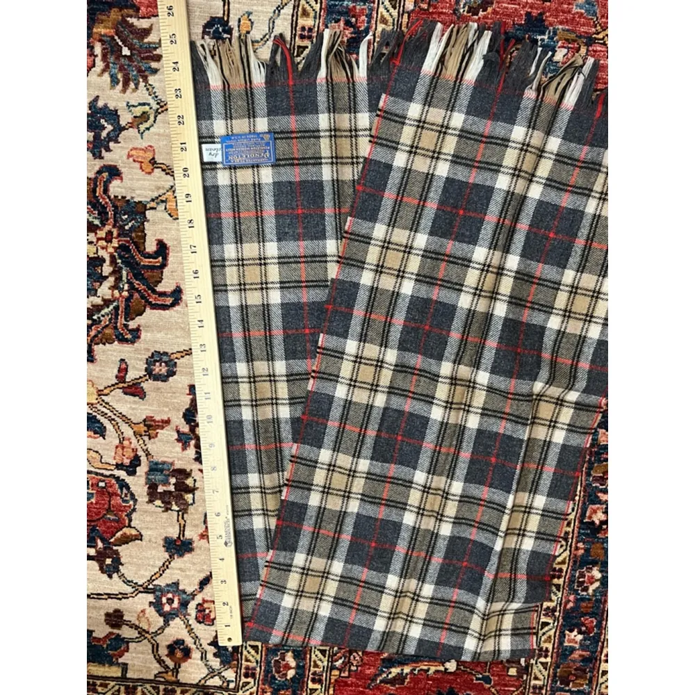 Vintage Pendleton Pure Virgin Wool Made in USA Tartan Plaid Fringe Scarf - Image 4
