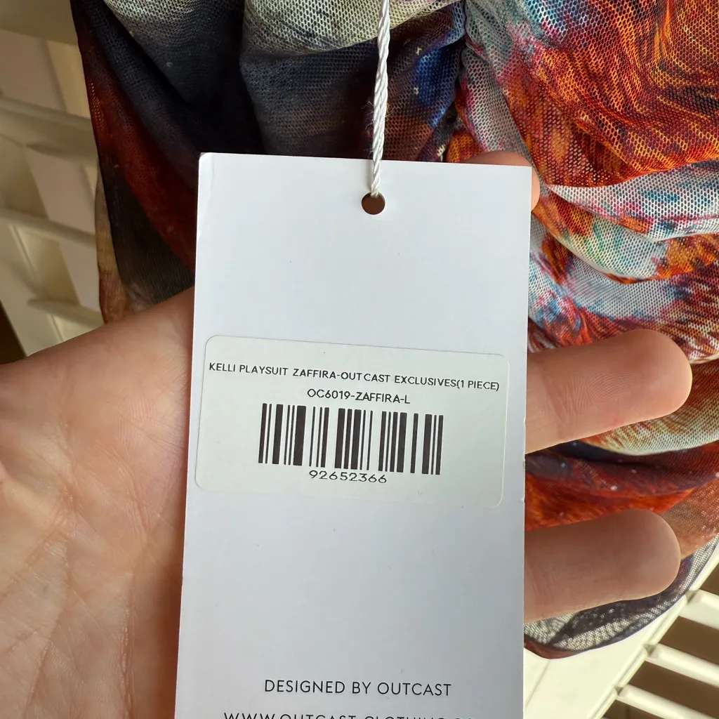 Kelly Playsuit Outcast Romper NWT sz L Red Size L - Image 9