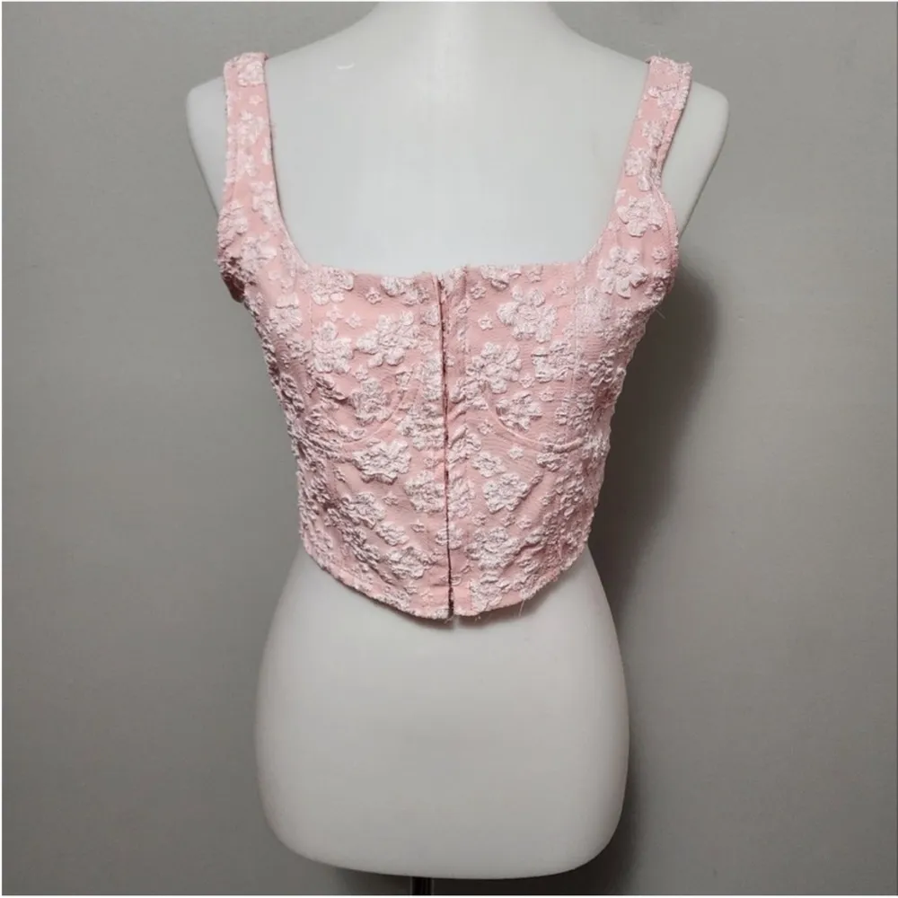 Wild Fable Pink Floral Lace Corset Crop Tank Top Size XS. - Image 2
