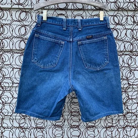 Vintage 70s 80s ladies Wrangler jean shorts jorts - Image 2