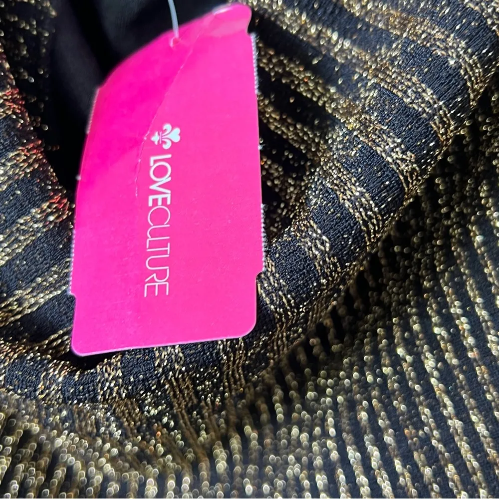 Top Chick Love Culture Large Black & Metallic Wear around the Neck Halte… - Image 6