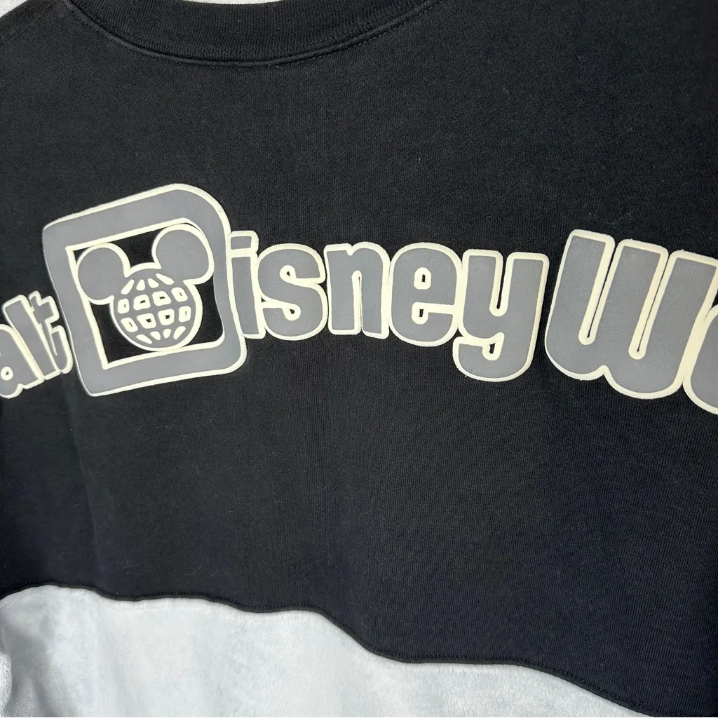 Walt Disney World Spirit Jersey Fleece XXL Black White Cinderella Castle Sherpa - Image 5