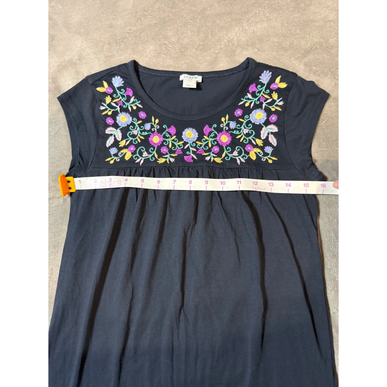 J.Crew Size XXS Short Sleeve Navy Blue Crew Neck Shirt Embroidered Floral Purple - Image 5