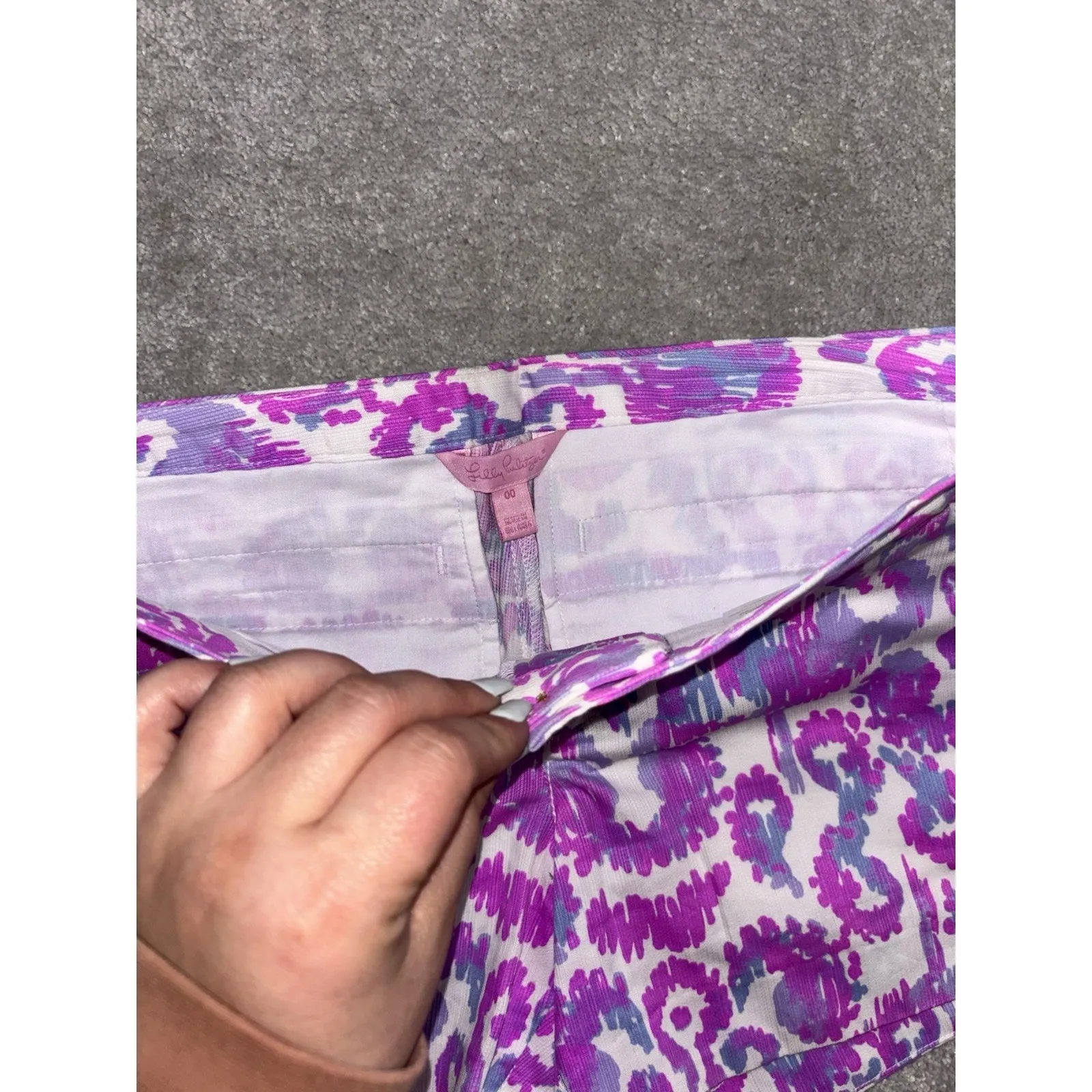 Lilly Pulitzer Adie Shorts‎ Amethyst Beach Bathers 00 - Image 2