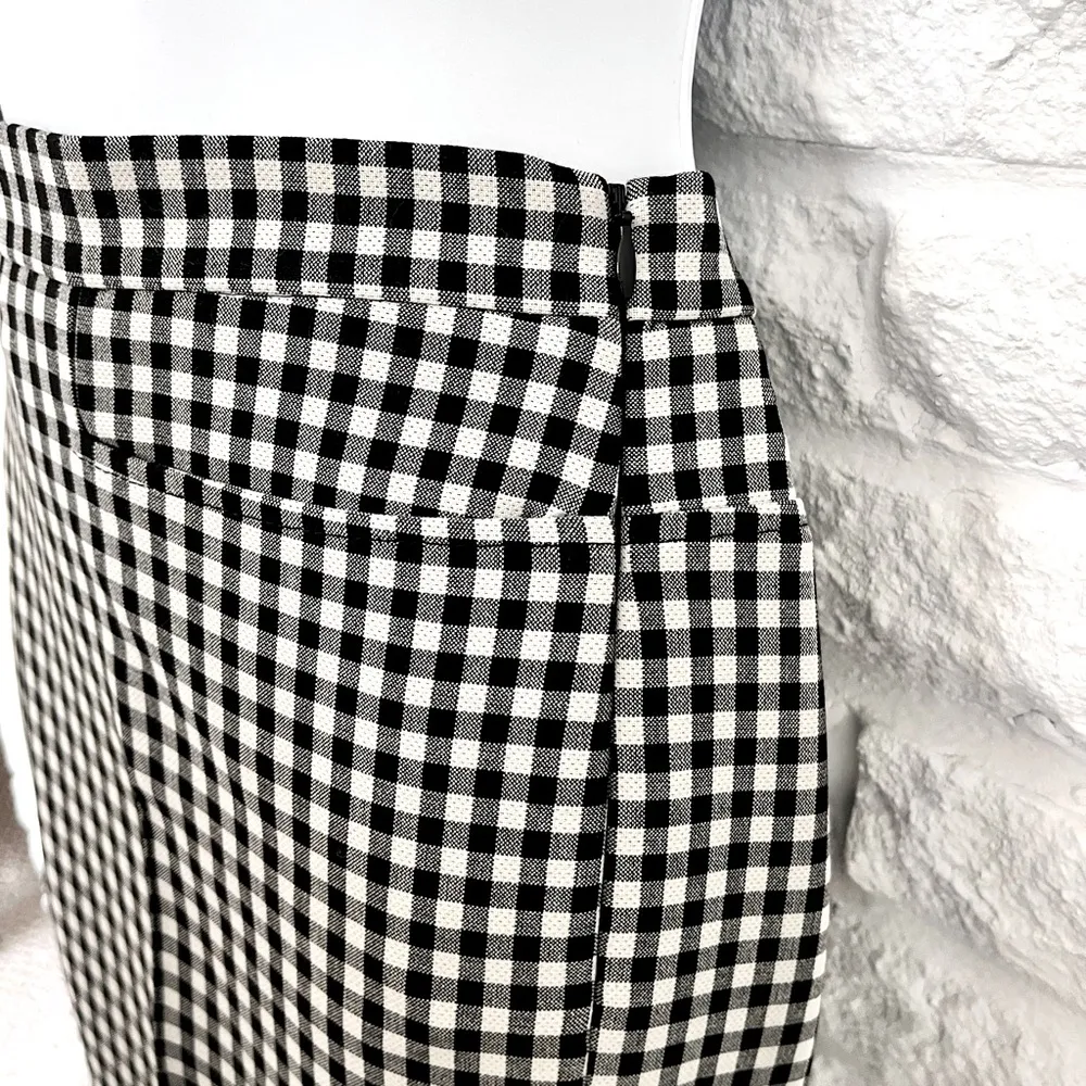 Akris Punto Black and White Gingham Print Pants, Size 6 - Image 3