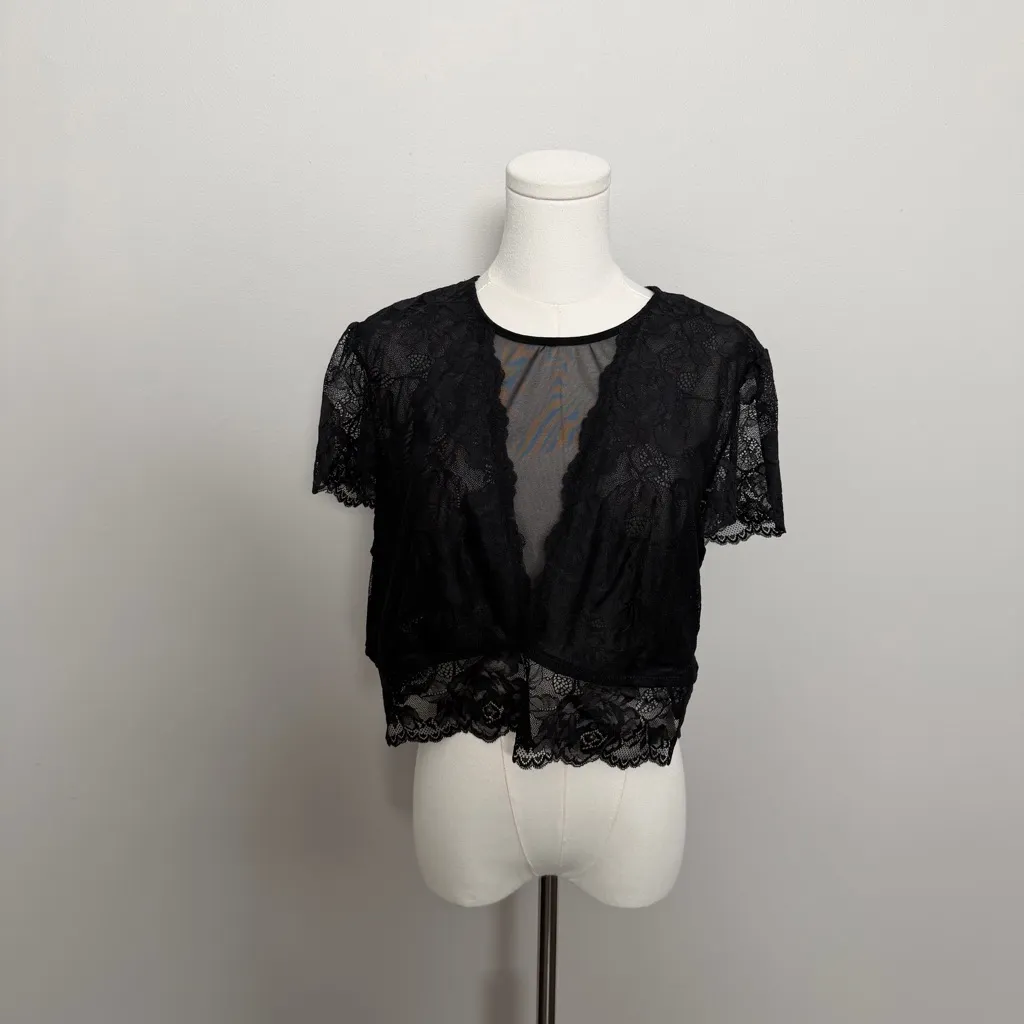Torrid Crop Top Floral Lace Short Sleeve Lingerie Sexy Layering Cover Up Black - Image 2