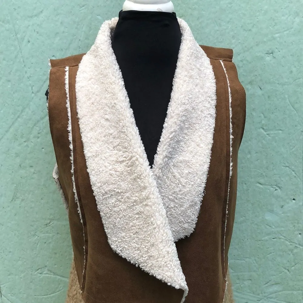 Chico's Faux Suede/Faux Sherpa Open Front Vest 0 XS - Image 4