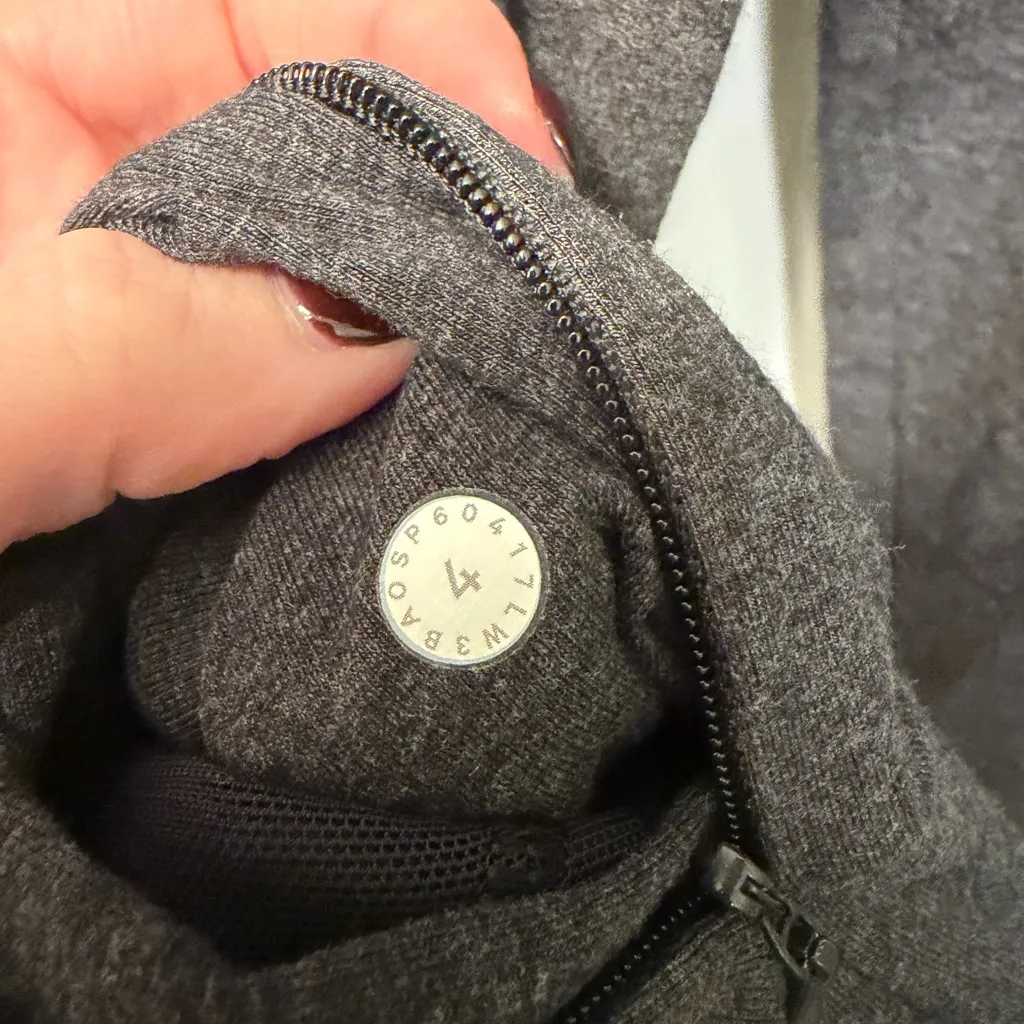 Lululemon Twisted & Tucked Long Sleeve Modal French Terry Size 4 - Image 6