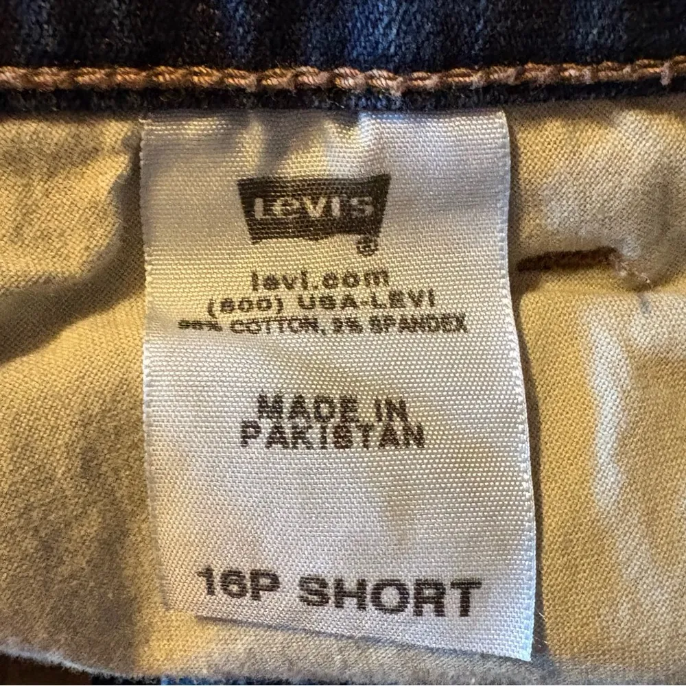 Levi’s 512 Perfectly Slimming Jeans Women’s Sz 16P Short Cotton Denim Flattering - Image 7