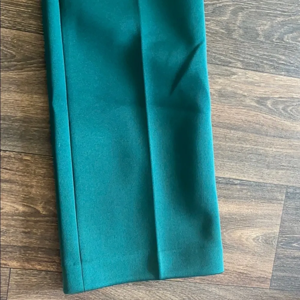 Women’s Fashion Show Edition High-Waisted Pleated - Image 4