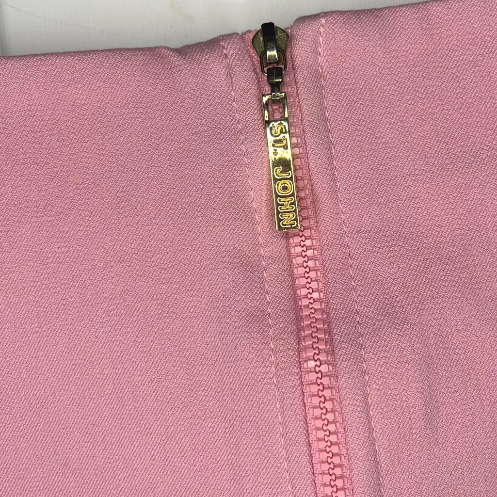 St. John Sport Bubblegum Pink Pencil Skirt Dual Zip Gold Accents Size 4 - Image 2