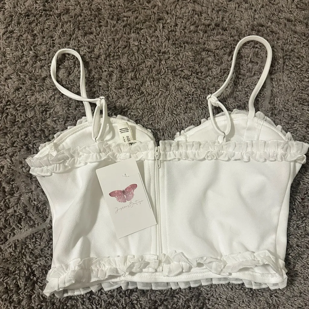 Privy Ivory Ruffled Top - Image 4